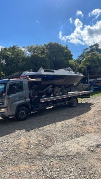 Serviço de Guincho para Barco Pequeno no Jardim Moreira